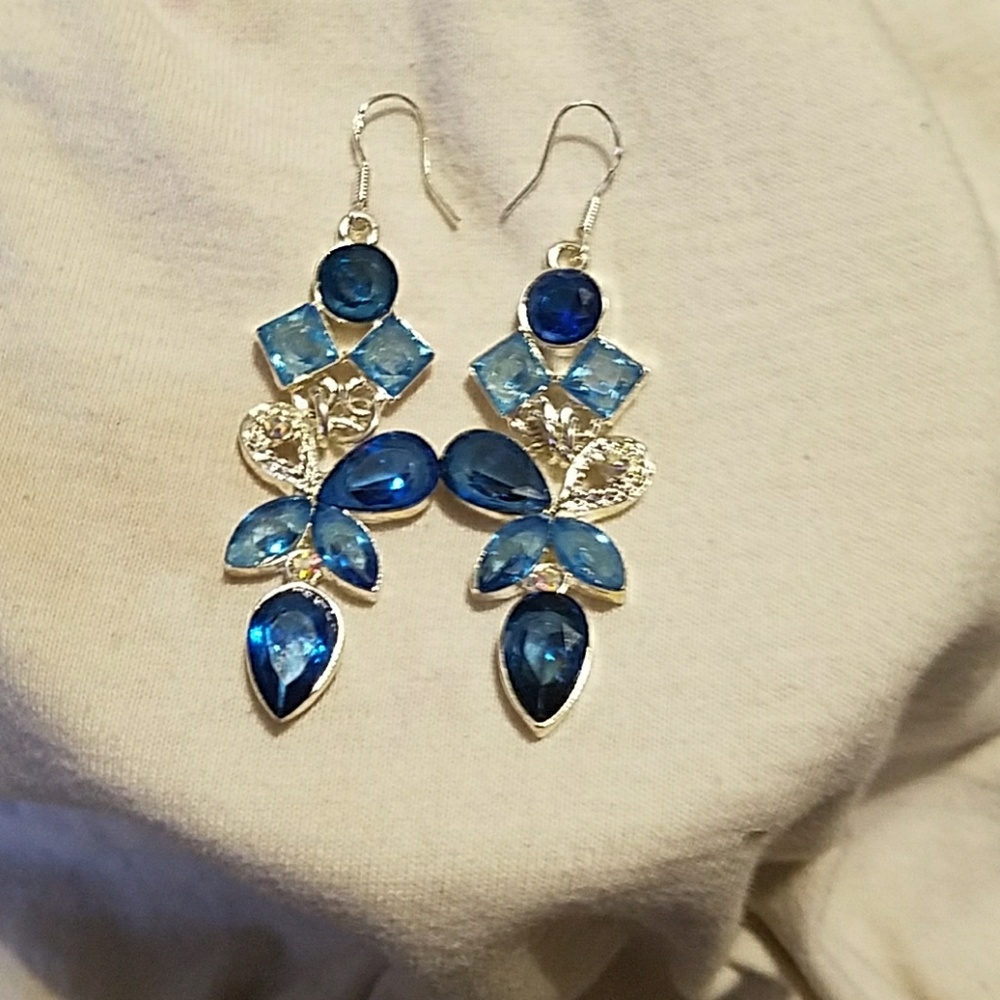 Bling earrings  in blue